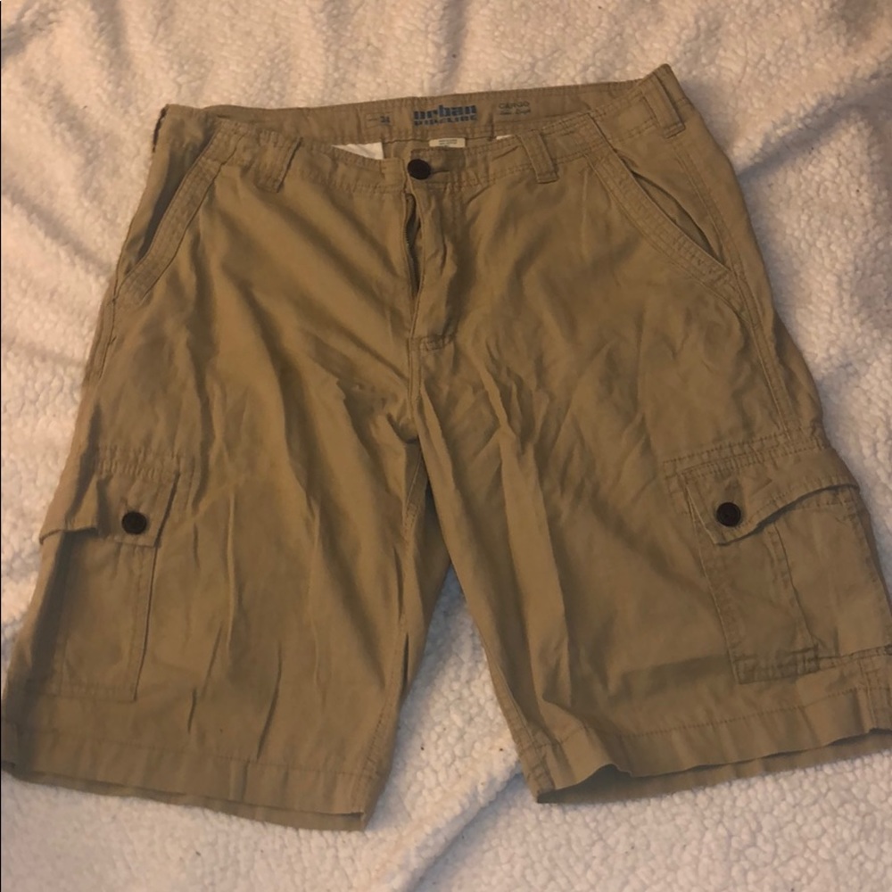 Men’s cargo shorts